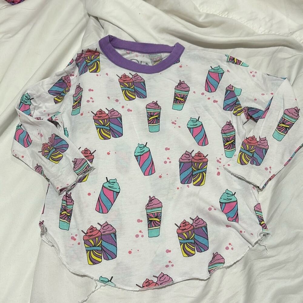 Chaser 5 white purple multicolor milkshake long sleeve t like new cotton poly
